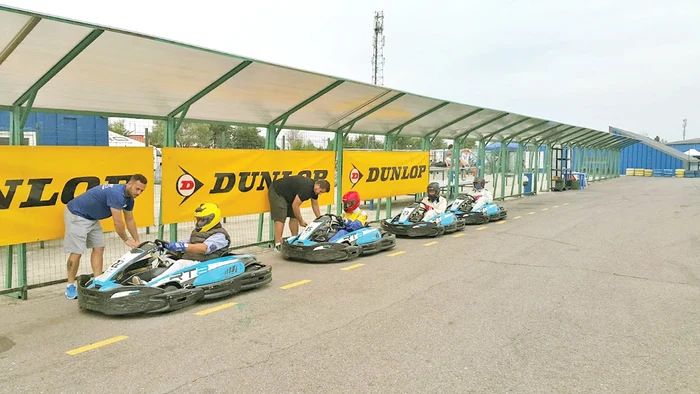 Fotbalistul şi-a  demonstrat cu brio calităţile de pilot