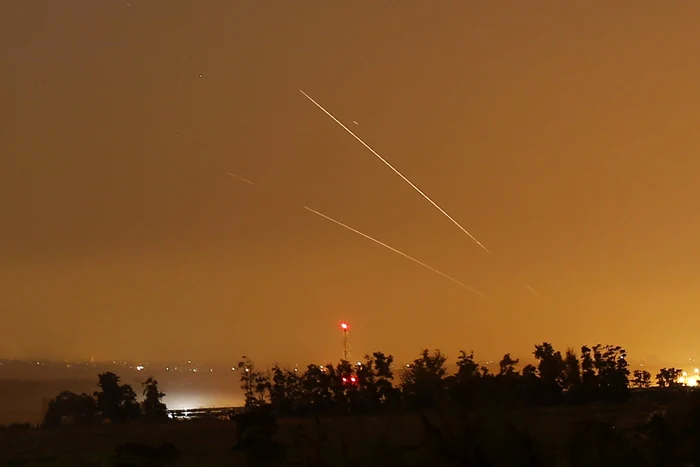 Rachete lansate de Hamas către sudul Israelului FOTO Reuters
