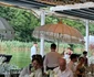 Evenimentul are loc pe malul lacului Snagov