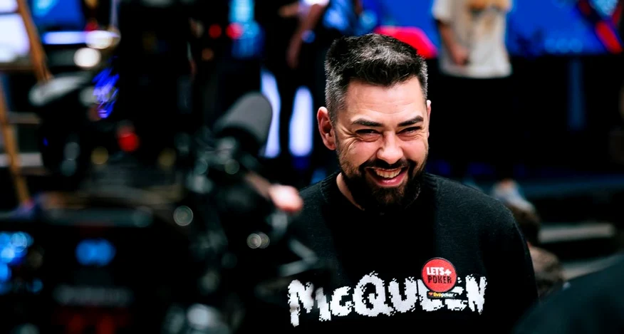 Paul Runcan a dat lovitura la Praga. Foto pokernews.com