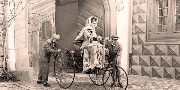 Bertha Benz a scris istorie CREDIT Hi Story   Alamy Stock Photo webp