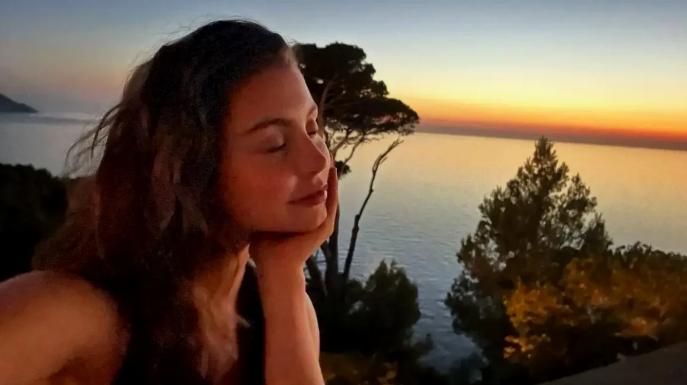 Carys D  Insta png