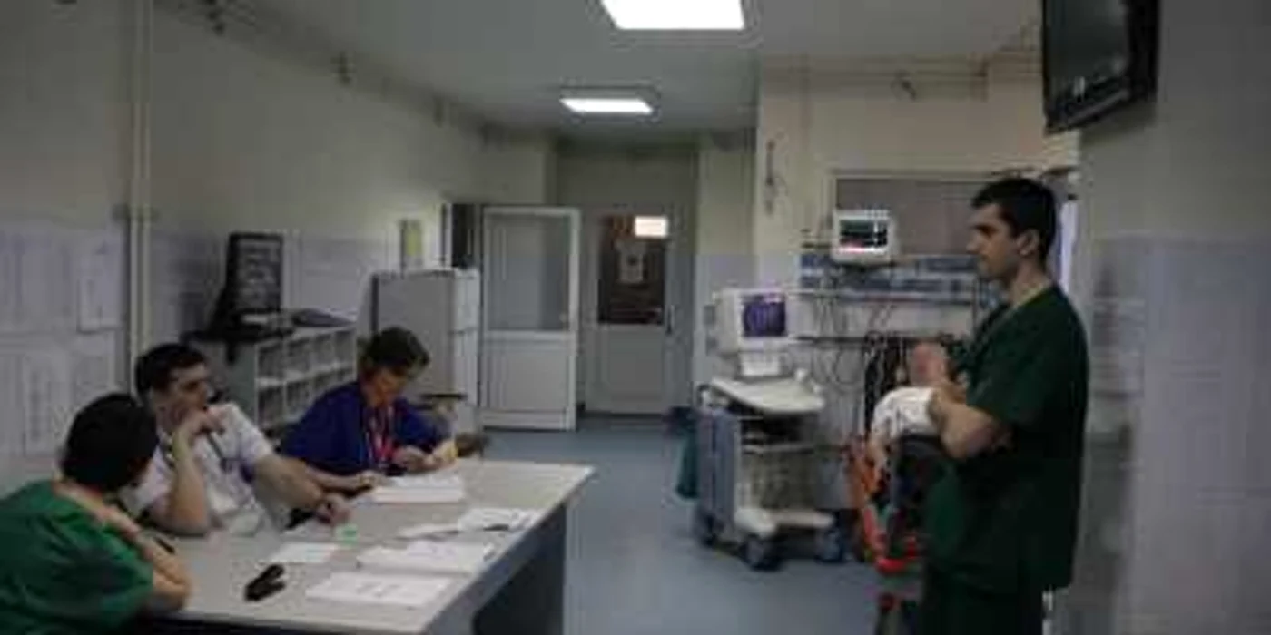 Când urgenţele nu se mai opresc, pacienţii ajung să aştepte după medici