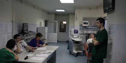 Când urgenţele nu se mai opresc, pacienţii ajung să aştepte după medici