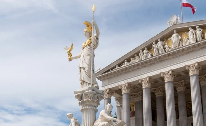 Ambasadele și consulatele Austriei primesc numeroase apeluri telefonice „urgente” FOTO: X