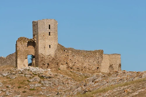 1280px Cetatea Enisala WIKIPEDIA jpg