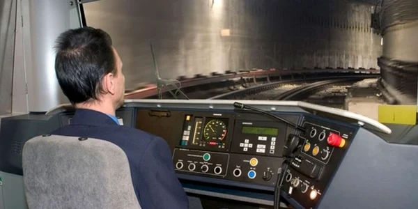 conductor metrorex  jpeg