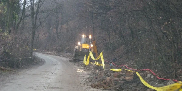 Lucrările la mai multe drumuri din Caraş-Severin au fost contestate