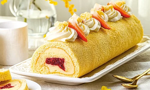 rulada cu crema de vanilie jpg