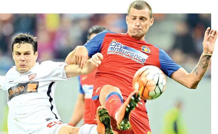 
    Gabi Tamaş  e cel mai bun din  apărarea Stelei   