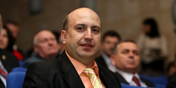 Profesorul Dănuţ Epure