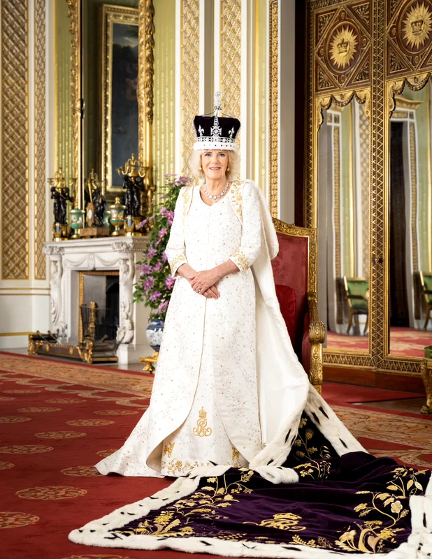 Regina Camilla în ziua încoronării