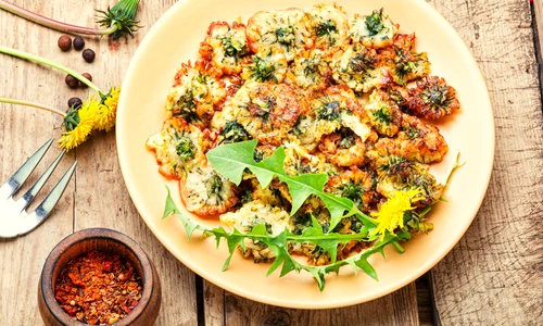 flori de papadie   shutterstock 1767203855 jpg