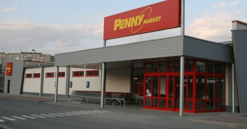 Produse expirate și legume și fructe mucegăite la magazinele Penny din Galați