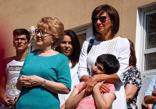 Carmen Iohannis la Centrul Prichindelul (1) jpeg