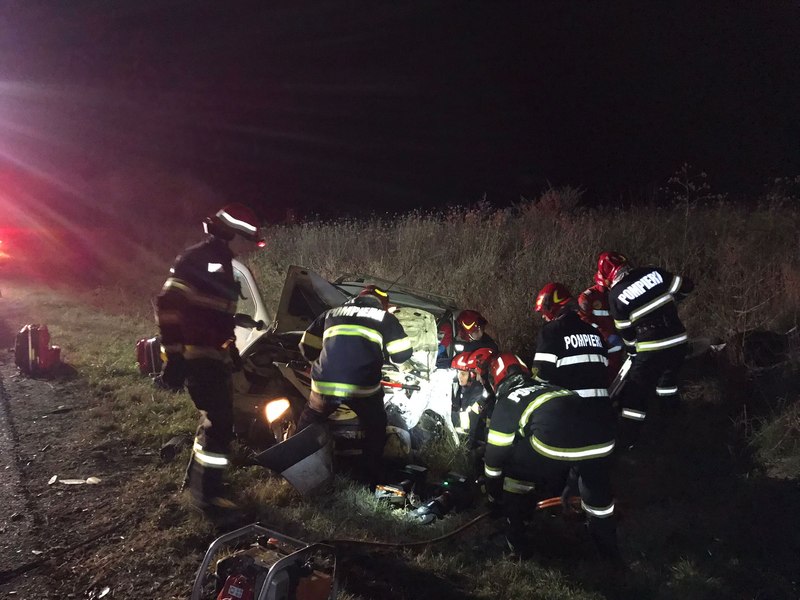 O tânără de 18 ani, cu permis de o lună, a provocat cu BMW-ul un accident mortal. Victima nevinovată avea 50 de ani