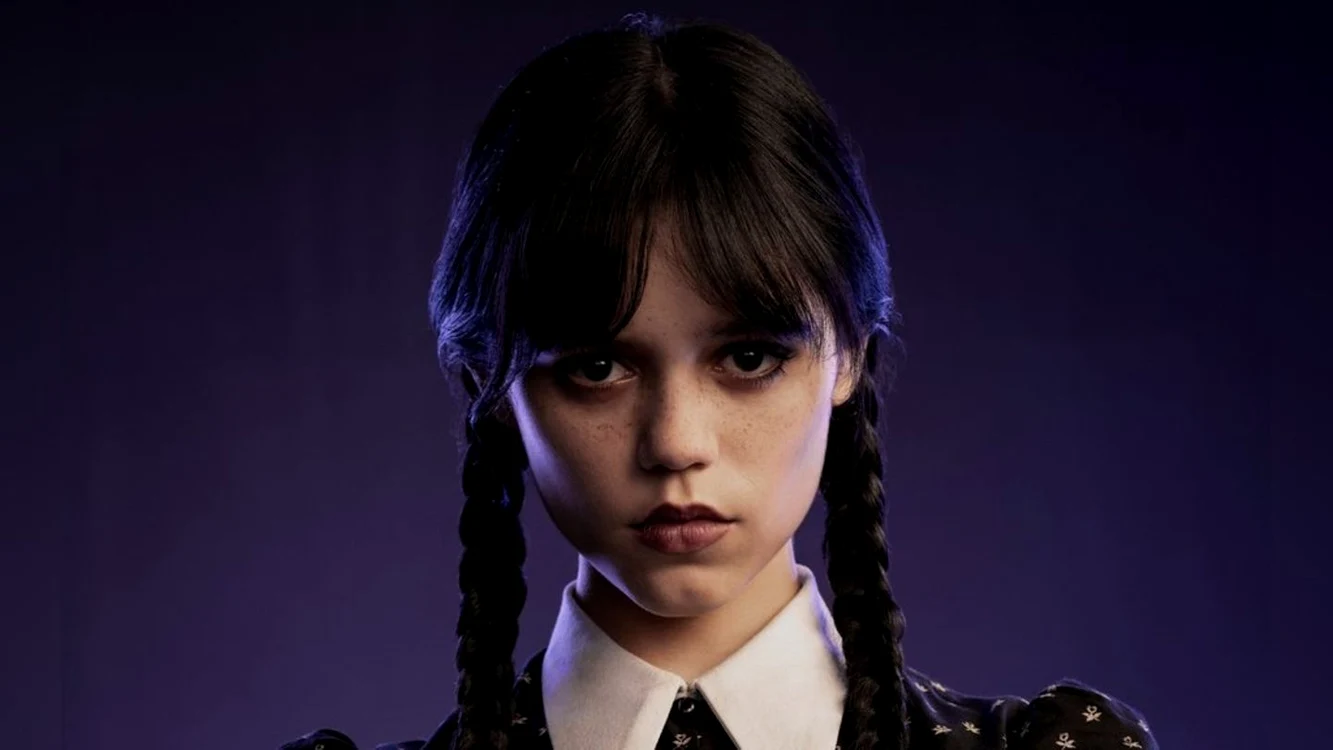 Jenna Ortega, imaginea inconfundabilă a lui Wednesday Addams. FOTO: Netflix