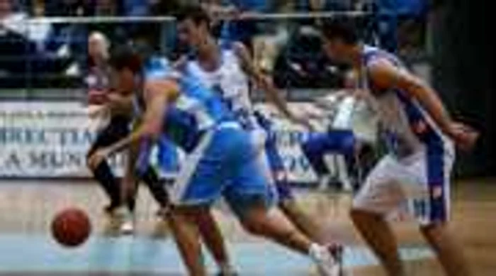 Braşov: Divizia A: CSU Cuadripol - CS Otopeni 58-85