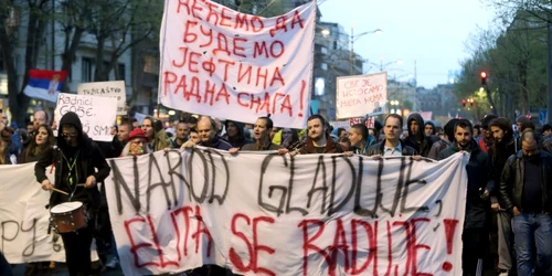 Proteste Serbia 7 apr EPA