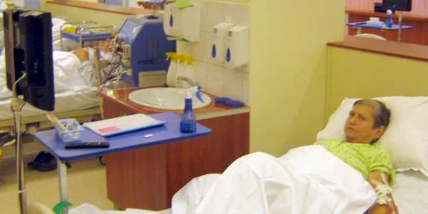 Nefromed scuteşte pacienţii de drumuri