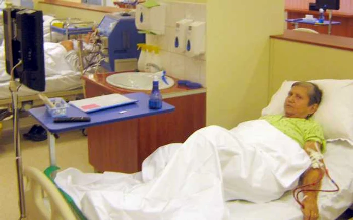 Nefromed scuteşte pacienţii de drumuri