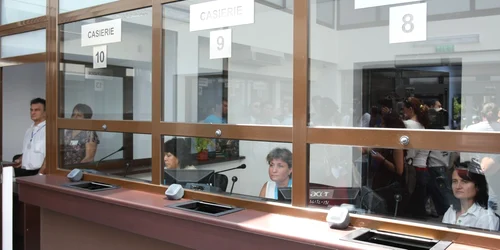 Taxele şi impozitele locale pot fi plătite sâmbăta şi duminica, în sectorul 3