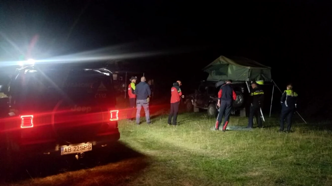 Trupul a fost găsit în cort FOTO Salvamont Alba