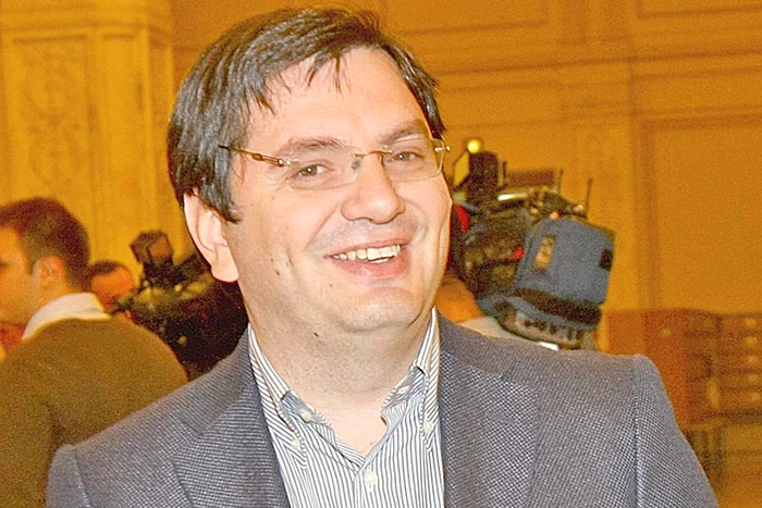 
    Nicolae Bănicioiu  