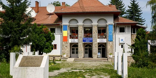 Sediul Centrului Cultural “Ion Manolescu” din Breaza FOTO observatorulph.ro