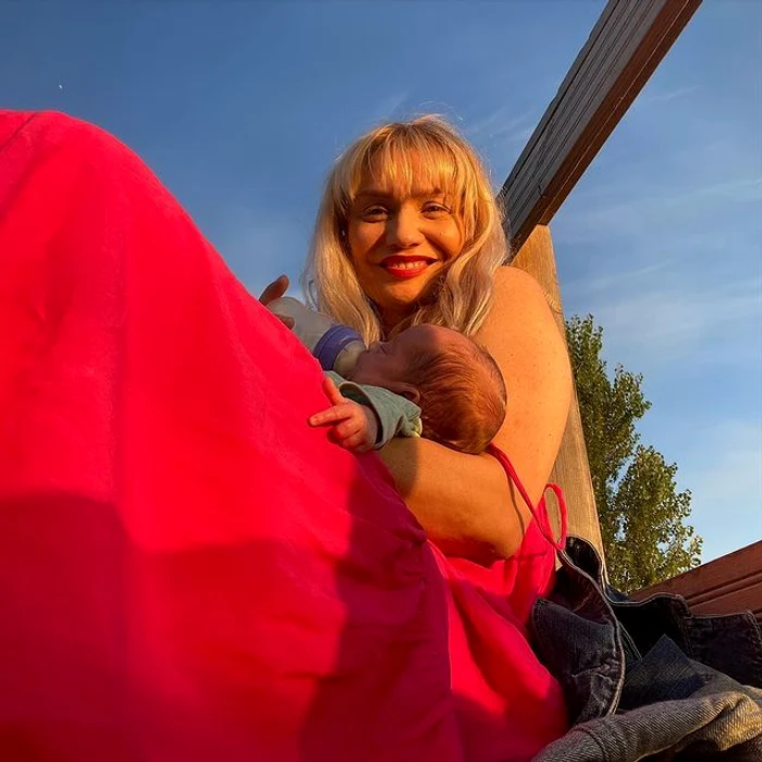 1 cristina cioran copil ema jpg jpeg