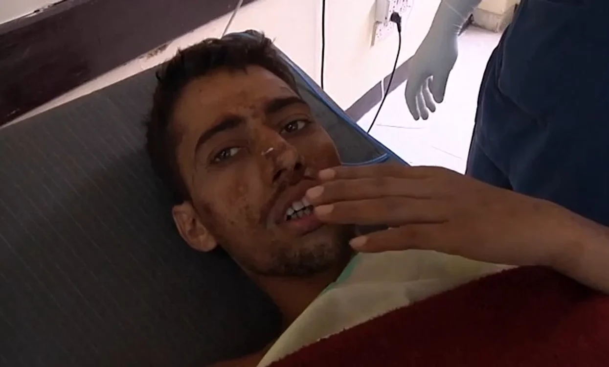 Bărbatul a continuat să bată în moloz până când a fost auzit de o echipă de salvatori francezicaptură: YouTube
