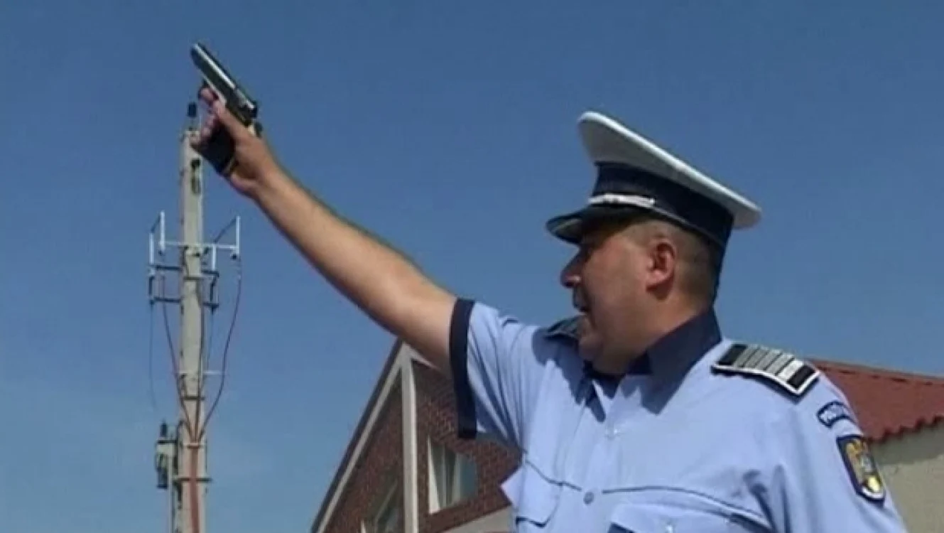 Poliţistul a tras mai multe focuri de armă Foto: Arhiva