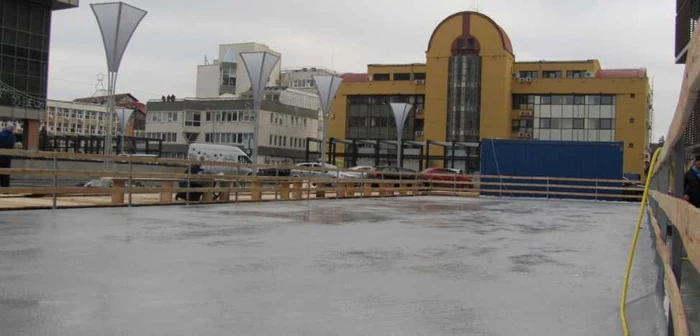 Patinoar Parking Ice Arena din Timişoara