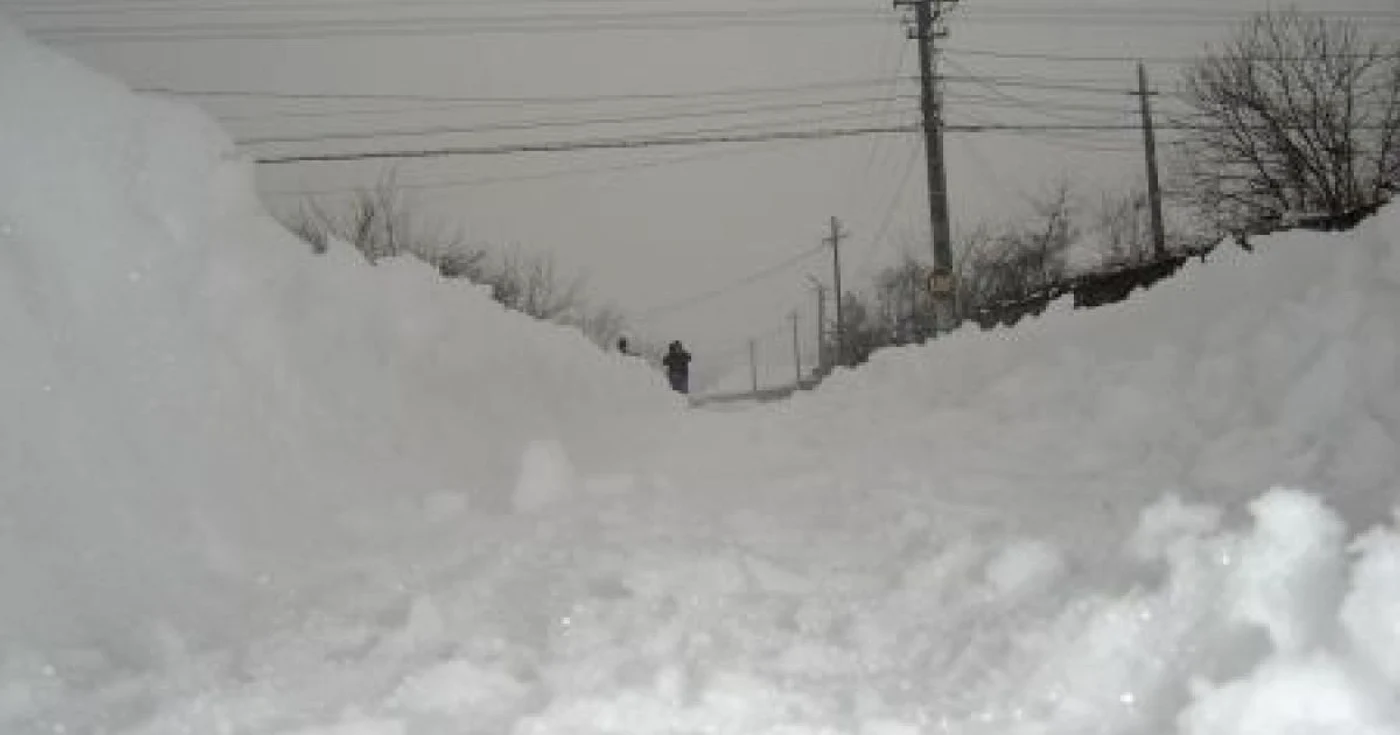 Pe perioada avertizării, autorităţile locale trebuie să asigure permanenţa în primării