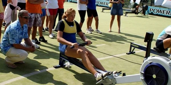 Mădălina Buzdugan la antrenamente pe ergomtetru foto CSS Călăraşi