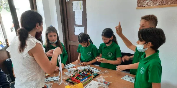 Alina Iuliana Făinărea psiholog scolar FOTO arhiva personala