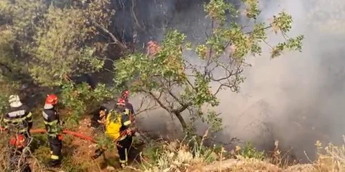 pompieri romani in grecia foto captura video