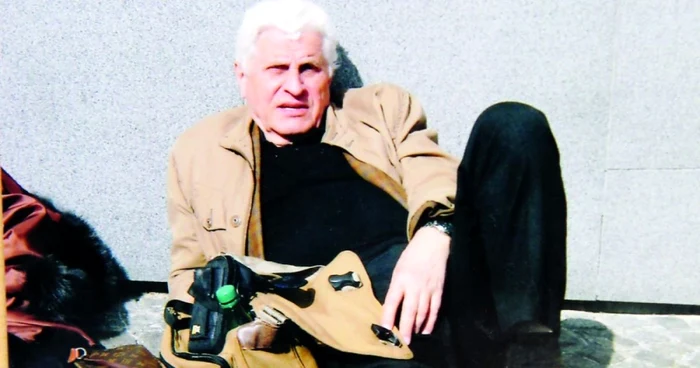 scriitorul Tudor Octavian foto arhiva personala