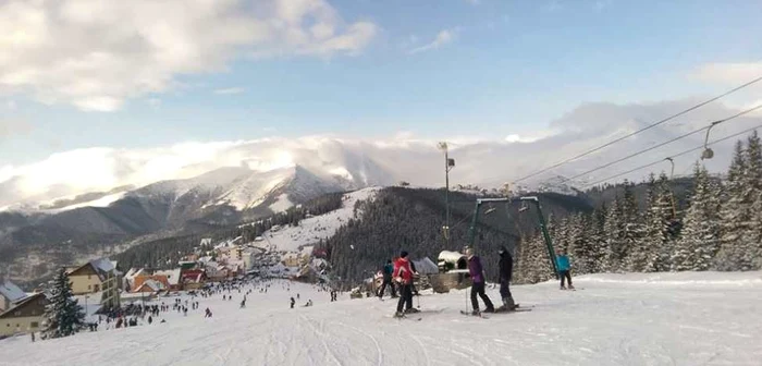 În Rânca s-au aflat peste o mie de turişti