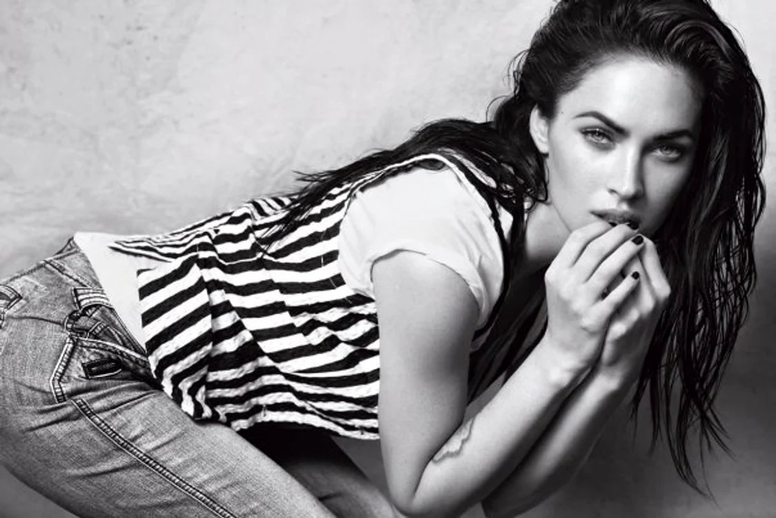 
    Megan Fox, imaginea colecţiei Armani Underwear şi Armani Jeans. (Foto: popoholic.com)  