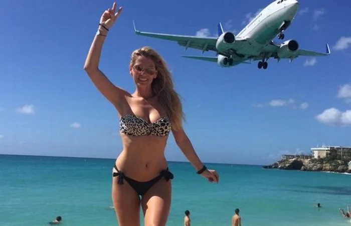 
    Andreea Bănică este cea mai fericită pe plajăfoto: arhiva personală  