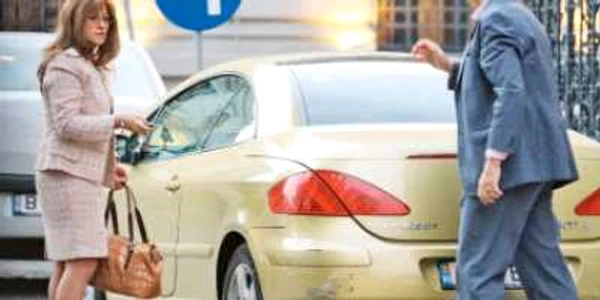 VIDEO Stănculescu îşi riscă viaţa la păcănele