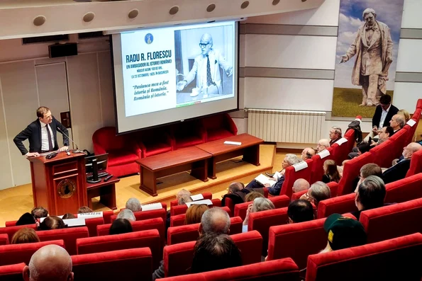 Acad. Ioan Aurel Pop la Centenarul profesorului Radu R. Florescu (© Chainsaw Film Productions)  