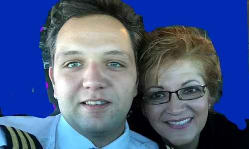 carmen radulescu si fiul ei 1 png