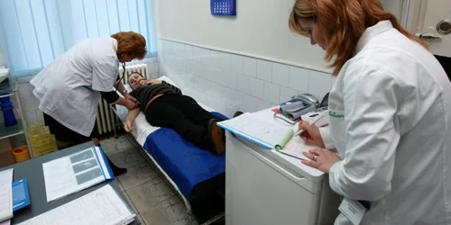 Pacienţii sunt doar consultaţi gratuit