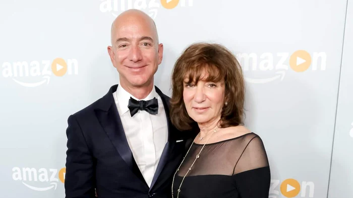 Jacklyn Gise Bezos avea 3 copii: Jeff, Christina și Mark. FOTO: X/@Z100NewYork
