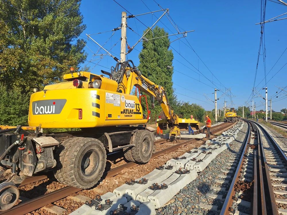 Dezastru pe șantierele feroviare finanțate din PNRR. România riscă să piardă miliarde de euro din cauza întârzierilor la lucrările de modernizare