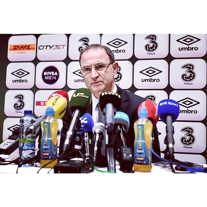 
    Martin O'Neill e la conducerea selecţionatei irlandeze din 2013foto: fai.ie  