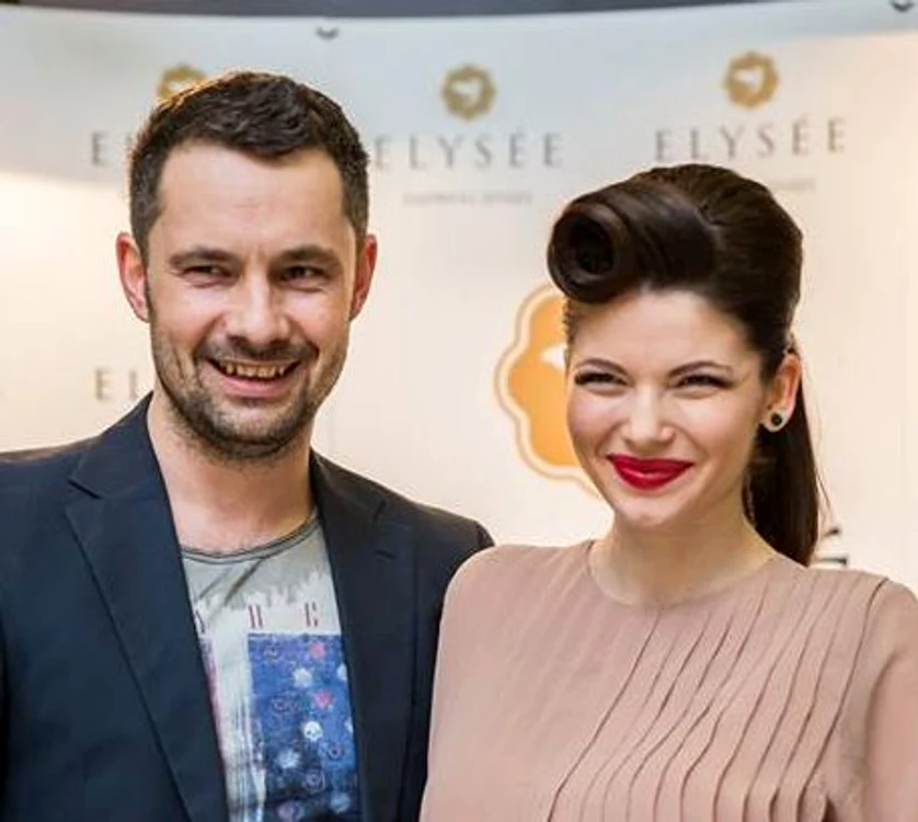 
    Anca Lungu a născut astăzi, prin cezariană  
