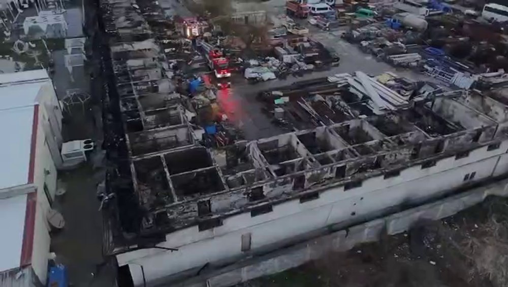 Imaginile dezastrului de la Slatina. Dintr-o clădire imensă au rămas doar zidurile. Zeci de muncitori asiatici erau cazați aici